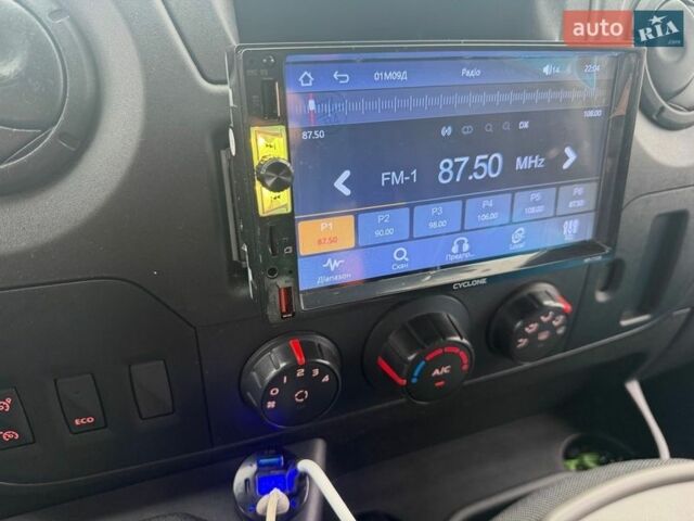 Білий Рено Мастєр, об'ємом двигуна 2.3 л та пробігом 267 тис. км за 18500 $, фото 8 на Automoto.ua