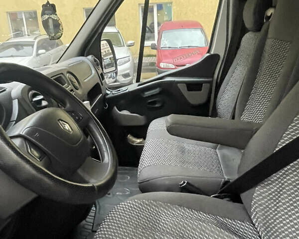 Білий Рено Мастєр, об'ємом двигуна 2.3 л та пробігом 404 тис. км за 18500 $, фото 10 на Automoto.ua