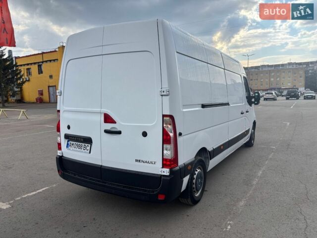 Белый Рено Мастер, объемом двигателя 2.3 л и пробегом 270 тыс. км за 17000 $, фото 3 на Automoto.ua