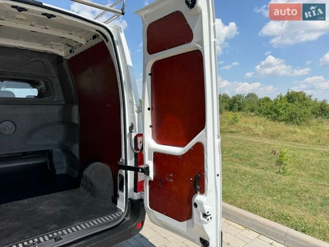 Білий Рено Мастєр, об'ємом двигуна 2.3 л та пробігом 217 тис. км за 19500 $, фото 34 на Automoto.ua