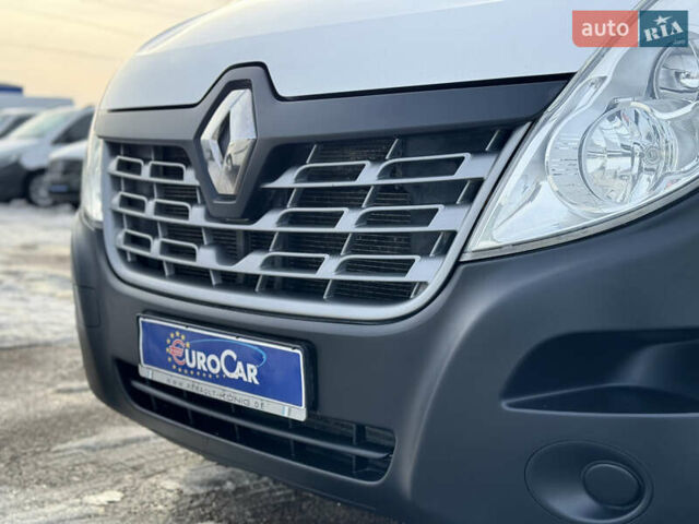 Белый Рено Мастер, объемом двигателя 2.3 л и пробегом 240 тыс. км за 22500 $, фото 22 на Automoto.ua