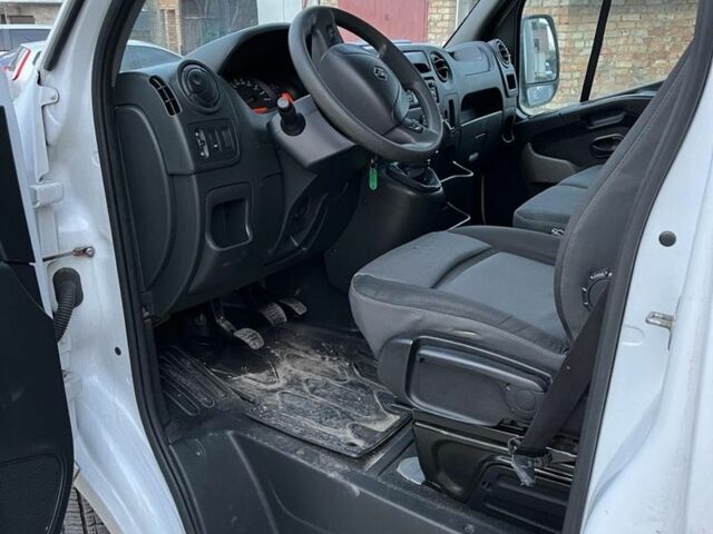 Білий Рено Мастєр, об'ємом двигуна 2.3 л та пробігом 498 тис. км за 15200 $, фото 6 на Automoto.ua