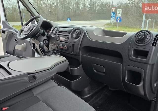 Білий Рено Мастєр, об'ємом двигуна 2.3 л та пробігом 176 тис. км за 17700 $, фото 22 на Automoto.ua