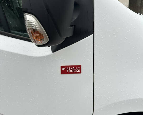 Білий Рено Мастєр, об'ємом двигуна 2.3 л та пробігом 214 тис. км за 17200 $, фото 6 на Automoto.ua