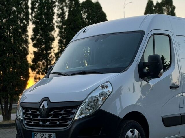 Белый Рено Мастер, объемом двигателя 2.3 л и пробегом 189 тыс. км за 15900 $, фото 3 на Automoto.ua