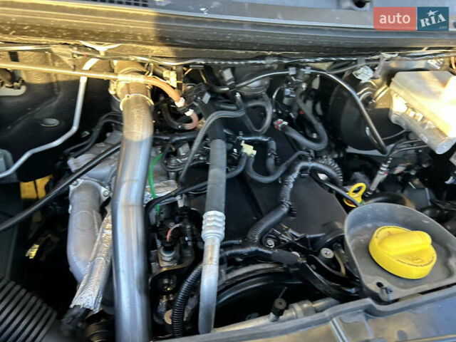 Белый Рено Мастер, объемом двигателя 2.3 л и пробегом 170 тыс. км за 17850 $, фото 45 на Automoto.ua