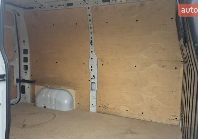 Білий Рено Мастєр, об'ємом двигуна 2.3 л та пробігом 263 тис. км за 16200 $, фото 30 на Automoto.ua