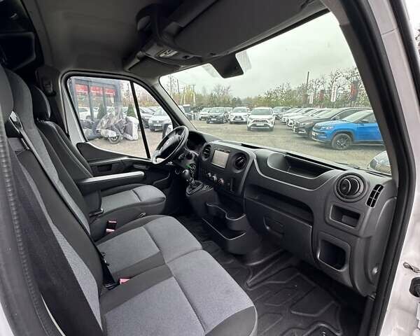 Білий Рено Мастєр, об'ємом двигуна 2.3 л та пробігом 280 тис. км за 14300 $, фото 13 на Automoto.ua