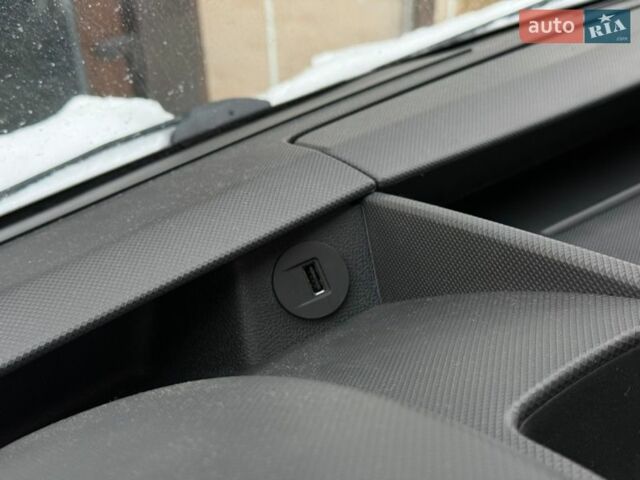 Білий Рено Мастєр, об'ємом двигуна 2.3 л та пробігом 171 тис. км за 16700 $, фото 14 на Automoto.ua