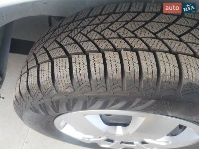 Белый Рено Мастер, объемом двигателя 2.3 л и пробегом 293 тыс. км за 14500 $, фото 25 на Automoto.ua