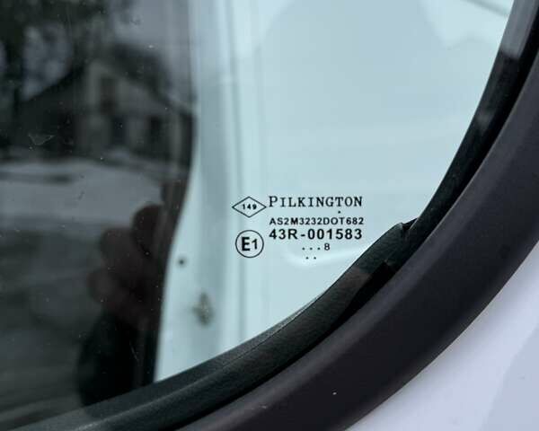 Білий Рено Мастєр, об'ємом двигуна 2.3 л та пробігом 197 тис. км за 16400 $, фото 7 на Automoto.ua