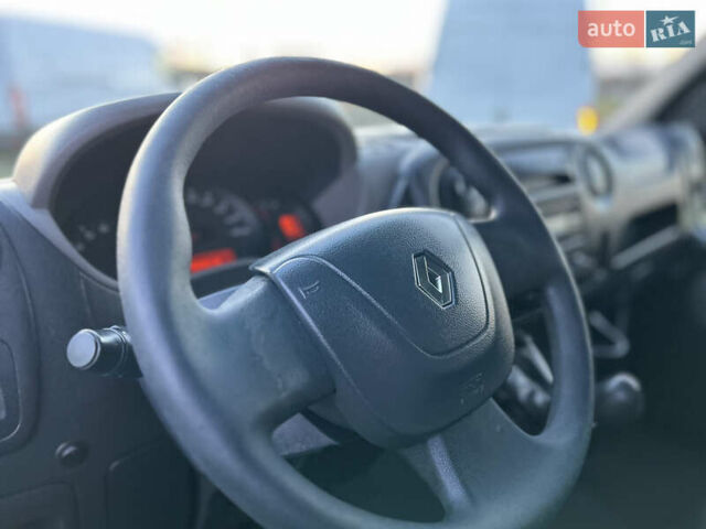 Білий Рено Мастєр, об'ємом двигуна 2.3 л та пробігом 170 тис. км за 17850 $, фото 39 на Automoto.ua