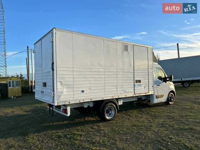 Белый Рено Мастер, объемом двигателя 2.3 л и пробегом 170 тыс. км за 17850 $, фото 19 на Automoto.ua