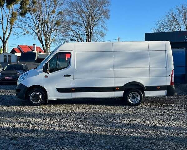 Белый Рено Мастер, объемом двигателя 2.3 л и пробегом 217 тыс. км за 20700 $, фото 1 на Automoto.ua