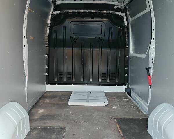 Білий Рено Мастєр, об'ємом двигуна 2.3 л та пробігом 280 тис. км за 15500 $, фото 7 на Automoto.ua