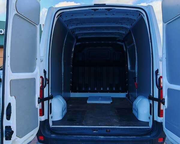 Білий Рено Мастєр, об'ємом двигуна 2.3 л та пробігом 280 тис. км за 15500 $, фото 6 на Automoto.ua