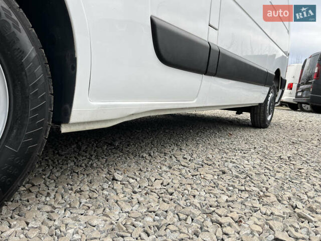 Белый Рено Мастер, объемом двигателя 2.3 л и пробегом 280 тыс. км за 15300 $, фото 52 на Automoto.ua