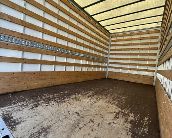 Білий Рено Мастєр, об'ємом двигуна 2.3 л та пробігом 240 тис. км за 18900 $, фото 25 на Automoto.ua