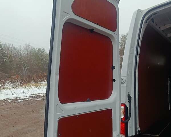 Белый Рено Мастер, объемом двигателя 2.3 л и пробегом 255 тыс. км за 19300 $, фото 20 на Automoto.ua