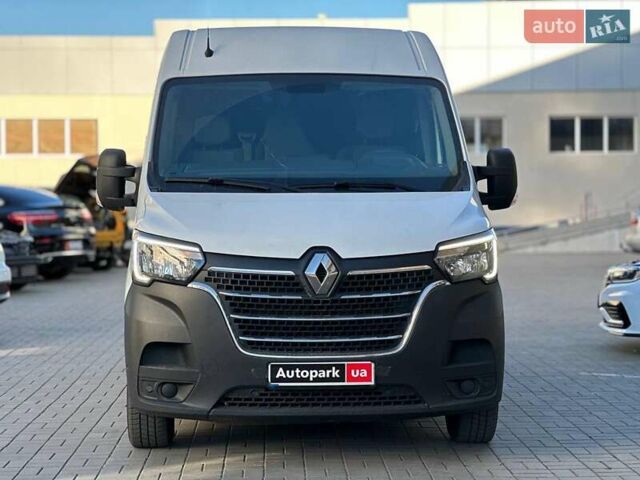 Белый Рено Мастер, объемом двигателя 2.3 л и пробегом 298 тыс. км за 26490 $, фото 1 на Automoto.ua