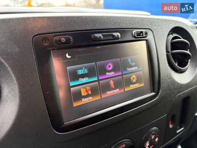 Білий Рено Мастєр, об'ємом двигуна 2.3 л та пробігом 250 тис. км за 22500 $, фото 21 на Automoto.ua