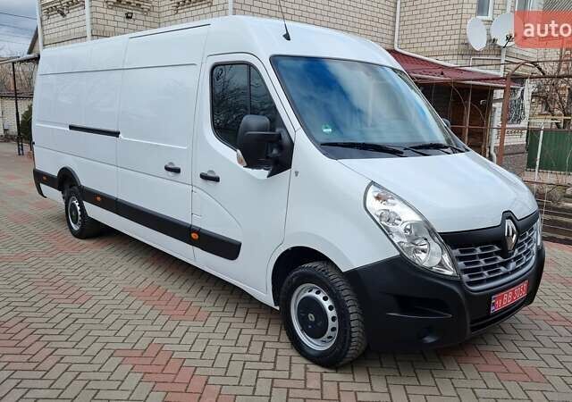 Белый Рено Мастер, объемом двигателя 2.3 л и пробегом 235 тыс. км за 18700 $, фото 2 на Automoto.ua