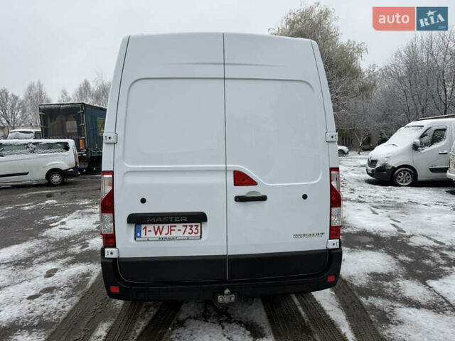 Белый Рено Мастер, объемом двигателя 0 л и пробегом 207 тыс. км за 18700 $, фото 5 на Automoto.ua