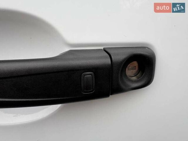 Білий Рено Мастєр, об'ємом двигуна 2.3 л та пробігом 250 тис. км за 22500 $, фото 23 на Automoto.ua