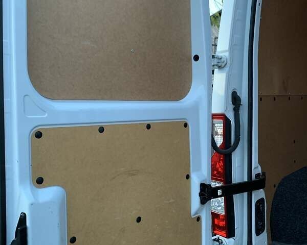 Білий Рено Мастєр, об'ємом двигуна 2.3 л та пробігом 265 тис. км за 17700 $, фото 12 на Automoto.ua