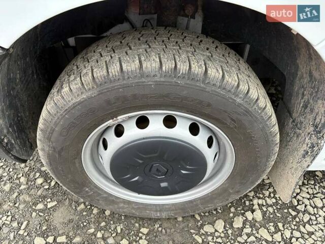 Білий Рено Мастєр, об'ємом двигуна 2.3 л та пробігом 250 тис. км за 22500 $, фото 14 на Automoto.ua