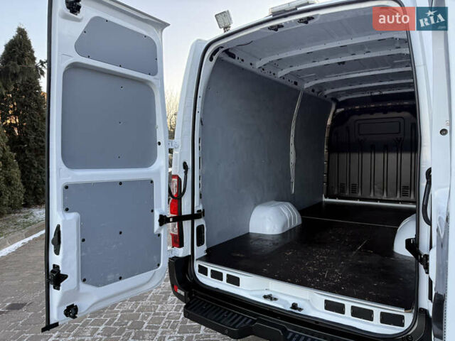 Білий Рено Мастєр, об'ємом двигуна 2.3 л та пробігом 224 тис. км за 19500 $, фото 89 на Automoto.ua