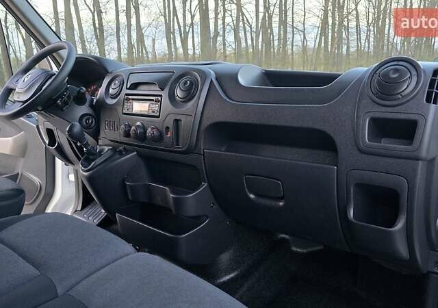 Белый Рено Мастер, объемом двигателя 2.3 л и пробегом 202 тыс. км за 17800 $, фото 25 на Automoto.ua