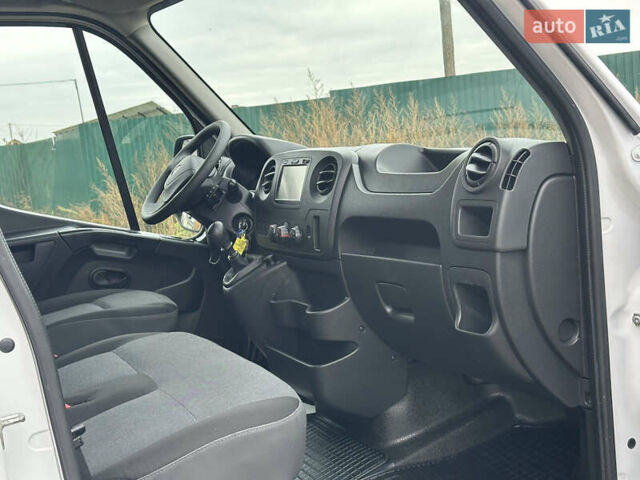 Білий Рено Мастєр, об'ємом двигуна 2.3 л та пробігом 192 тис. км за 16600 $, фото 22 на Automoto.ua