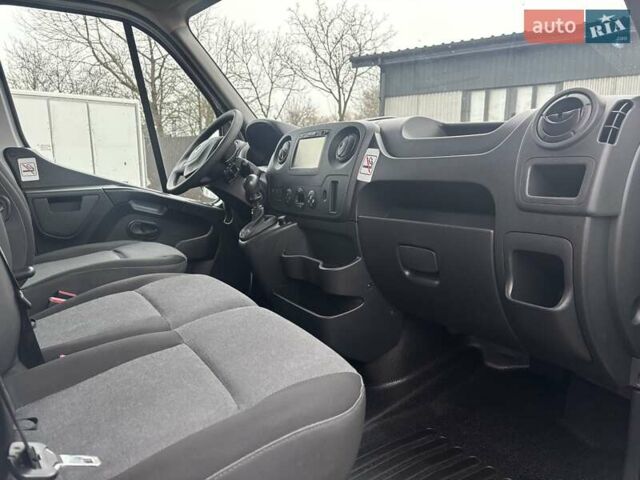 Белый Рено Мастер, объемом двигателя 2.3 л и пробегом 247 тыс. км за 17399 $, фото 8 на Automoto.ua