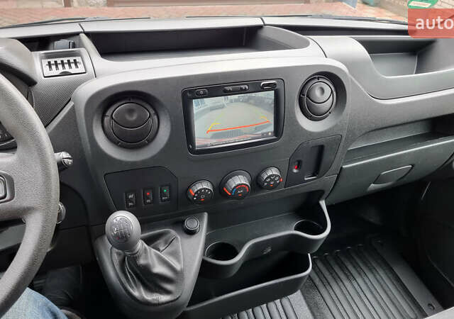 Белый Рено Мастер, объемом двигателя 2.3 л и пробегом 235 тыс. км за 18700 $, фото 47 на Automoto.ua