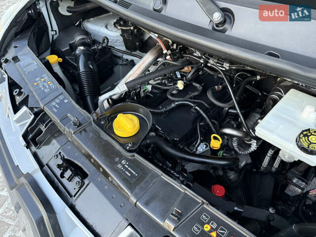 Білий Рено Мастєр, об'ємом двигуна 2.3 л та пробігом 224 тис. км за 19500 $, фото 120 на Automoto.ua