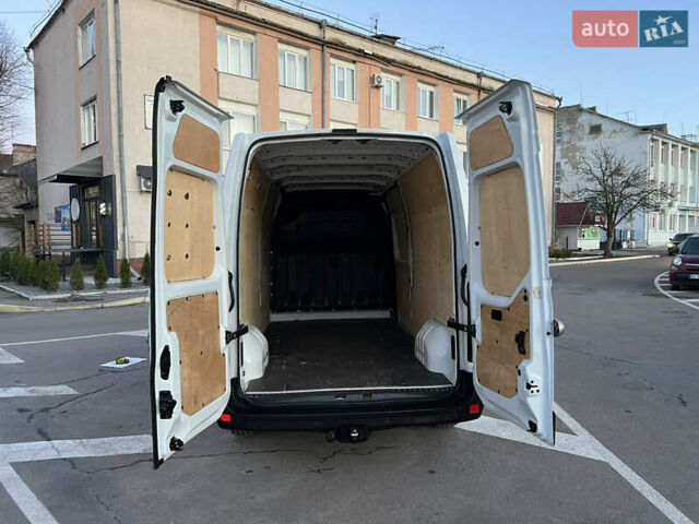 Белый Рено Мастер, объемом двигателя 2.3 л и пробегом 208 тыс. км за 18500 $, фото 57 на Automoto.ua