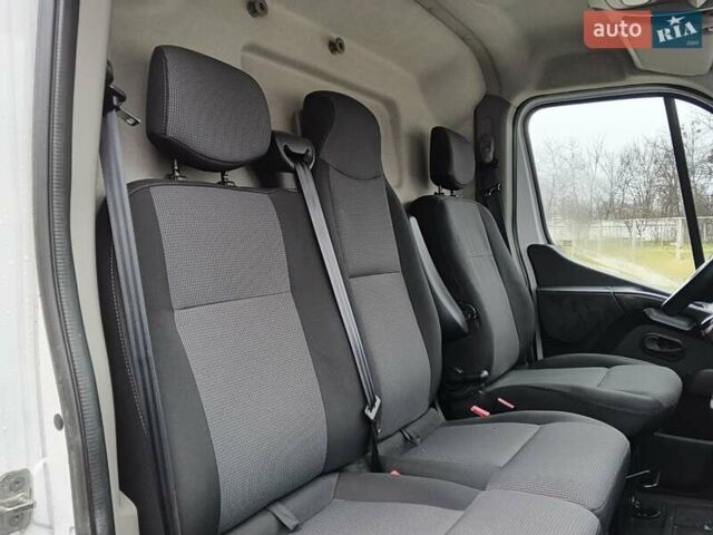 Белый Рено Мастер, объемом двигателя 2.3 л и пробегом 240 тыс. км за 16150 $, фото 14 на Automoto.ua