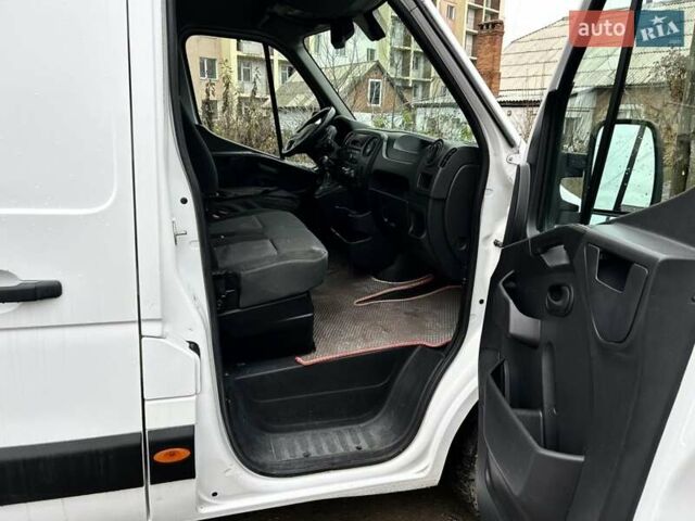 Білий Рено Мастєр, об'ємом двигуна 2.3 л та пробігом 401 тис. км за 17500 $, фото 8 на Automoto.ua