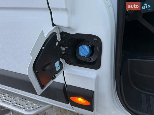 Білий Рено Мастєр, об'ємом двигуна 2.3 л та пробігом 224 тис. км за 19500 $, фото 87 на Automoto.ua