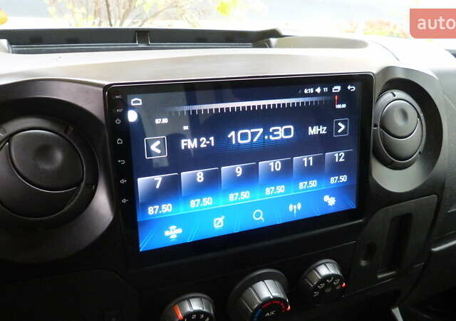 Білий Рено Мастєр, об'ємом двигуна 2.3 л та пробігом 212 тис. км за 18500 $, фото 16 на Automoto.ua