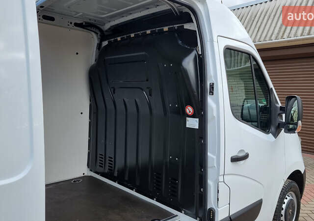 Белый Рено Мастер, объемом двигателя 2.3 л и пробегом 182 тыс. км за 18500 $, фото 36 на Automoto.ua