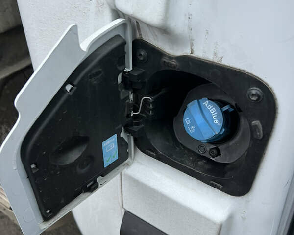 Білий Рено Мастєр, об'ємом двигуна 2.3 л та пробігом 219 тис. км за 24999 $, фото 17 на Automoto.ua