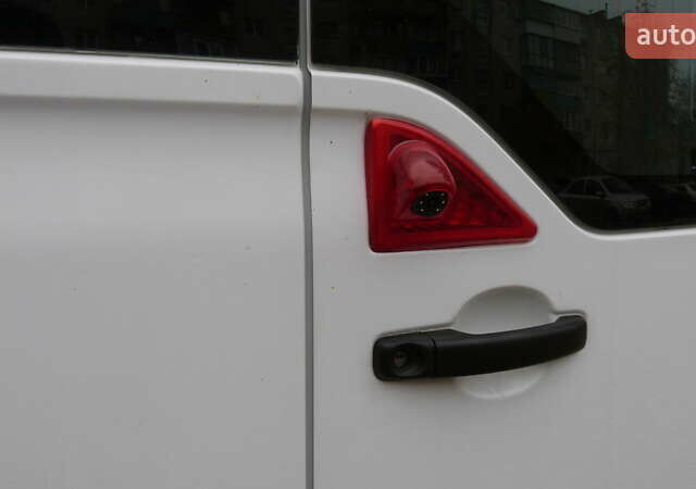 Білий Рено Мастєр, об'ємом двигуна 2.3 л та пробігом 212 тис. км за 18500 $, фото 5 на Automoto.ua