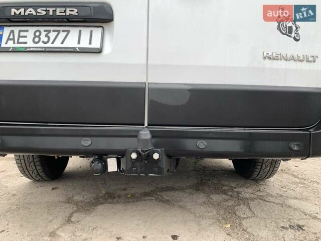 Білий Рено Мастєр, об'ємом двигуна 2.3 л та пробігом 265 тис. км за 17700 $, фото 8 на Automoto.ua