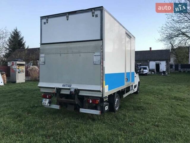 Белый Рено Мастер, объемом двигателя 2.3 л и пробегом 264 тыс. км за 18300 $, фото 6 на Automoto.ua