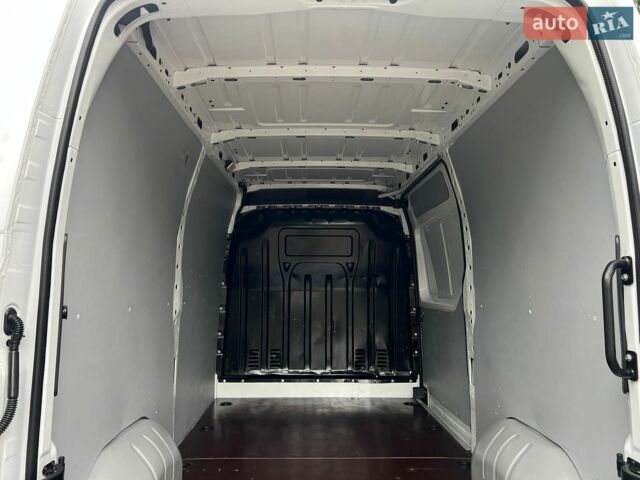 Белый Рено Мастер, объемом двигателя 2.3 л и пробегом 260 тыс. км за 16300 $, фото 18 на Automoto.ua