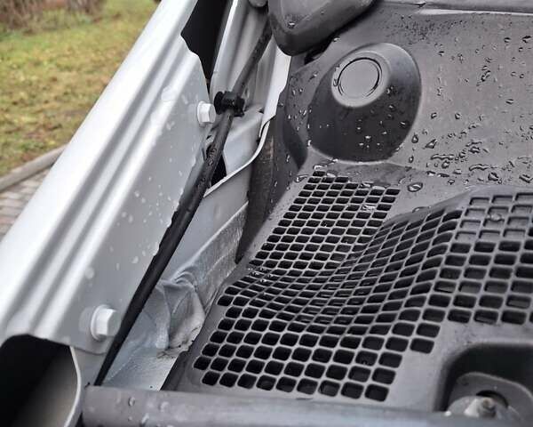 Белый Рено Мастер, объемом двигателя 2.3 л и пробегом 328 тыс. км за 17100 $, фото 36 на Automoto.ua