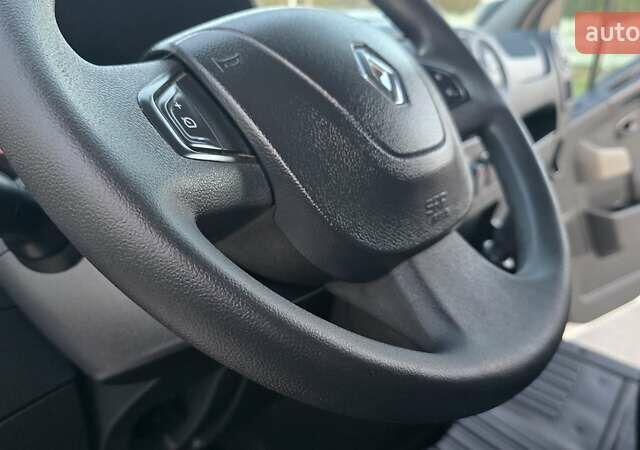 Белый Рено Мастер, объемом двигателя 2.3 л и пробегом 202 тыс. км за 17800 $, фото 20 на Automoto.ua