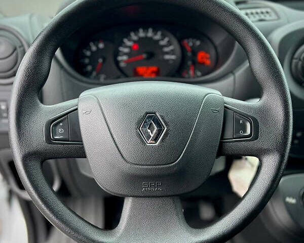 Белый Рено Мастер, объемом двигателя 2.3 л и пробегом 344 тыс. км за 17500 $, фото 23 на Automoto.ua